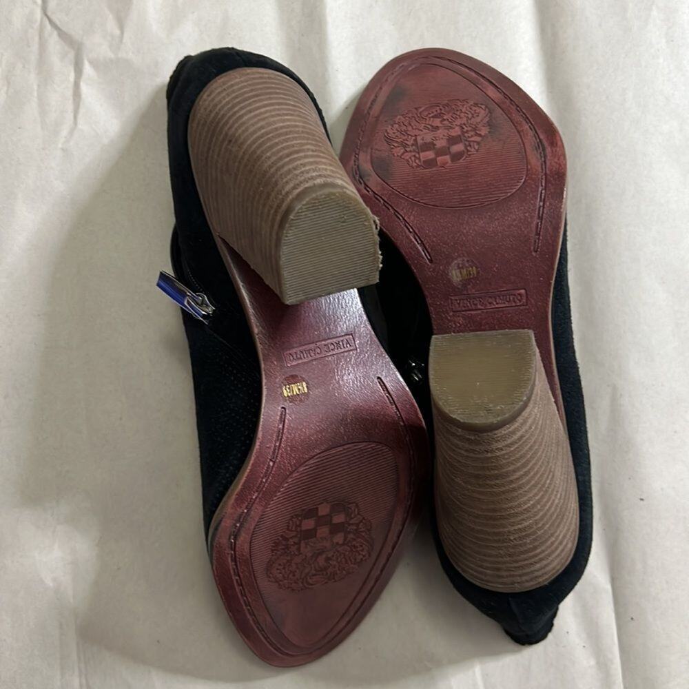 VINCE CAMUTO FERNLEE BOOTIE SIZE 8 1/2M - Picture 4 of 7